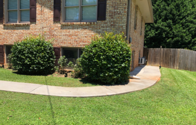 2840 BONANZA DR