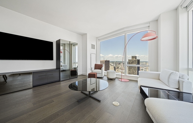 3 beds, 3 baths, 1,989 sqft, $16,800, Unit 5112