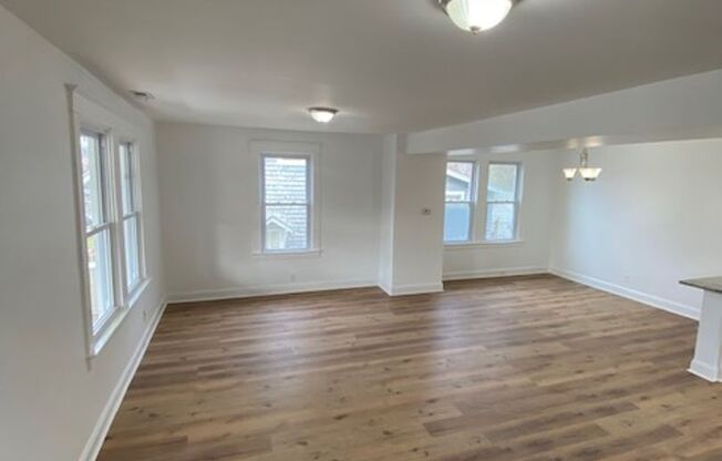 Gorgeous Parkville 3bd/3ba with 4th bd in Fin Bsmt. CAC! W/D! More! Available 5/15