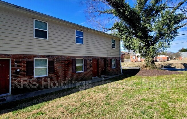 2219 WILLIAMSBURG RD