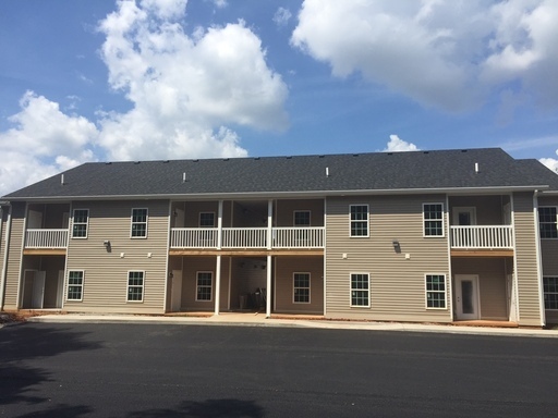 2 beds, 2 baths, 900 sqft, $999, Unit 882-C Lynnwood Way-Unit 2