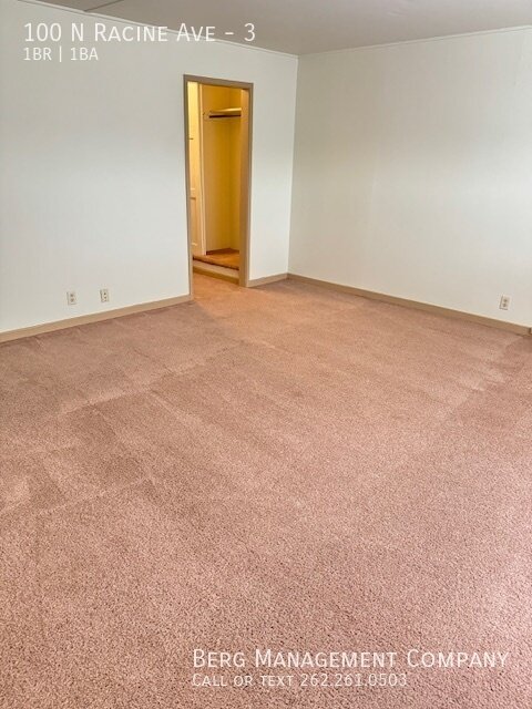 100 N RACINE AVE
