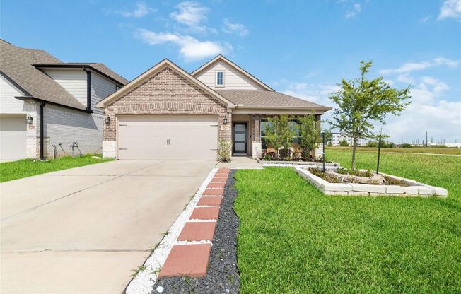 Love every moment spent in this incredible Lake Ridge Builders home in Morton Creek Ranch. Resting on a corner lot, this 3-sided brick home boasts a premium elevation, no back neighbors, wood-look tile flooring, a sprinkler system, faux wood blinds, and a