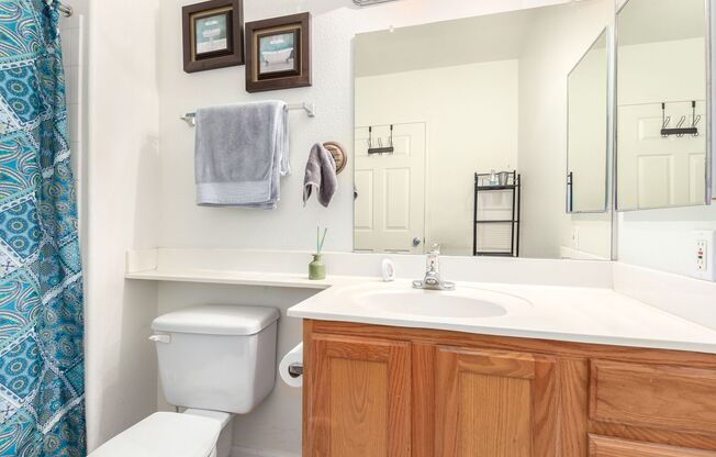2 beds, 2 baths, $3,200