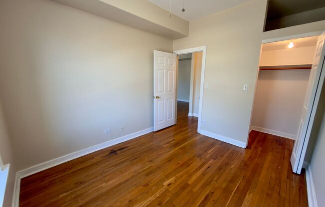 4546 Western