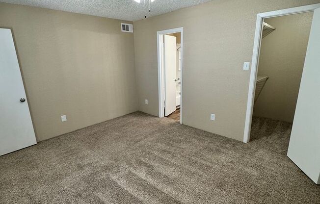 2 beds, 2 baths, 900 sqft, $1,025, Unit 506