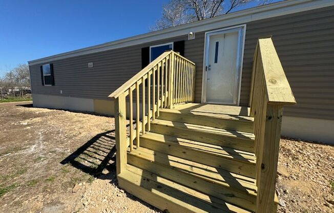 Move in June 10th 2025!! Beautiful 3 bedroom 2 bath w/Over 1/2 an acre