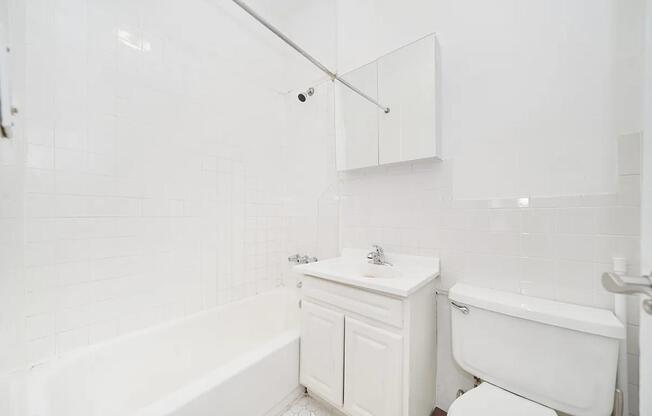 331 W 43 ST