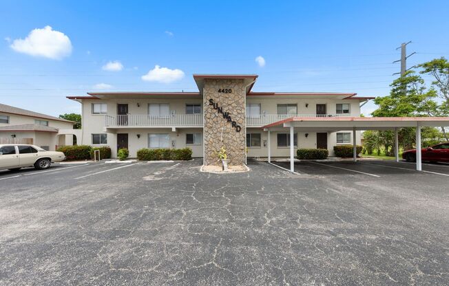 Welcome to 4420 Santa Barbara Blvd
