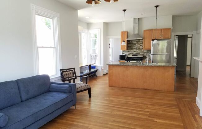 148 DOYLE AVE