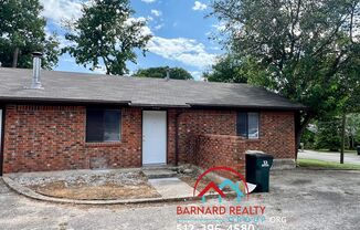 3 beds, 1 bath, 1,065 sqft, $1,295