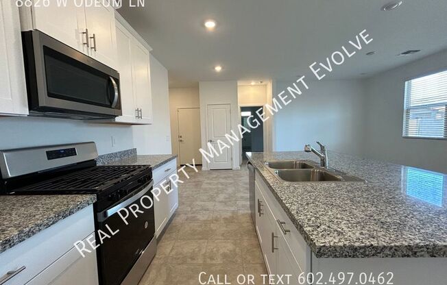 3 beds, 2 baths, 1,350 sqft, $1,895