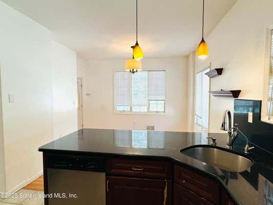 277 RIEDEL AVE