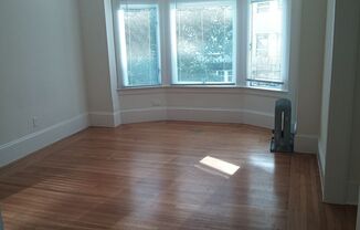 440 Hyde Street (359r)