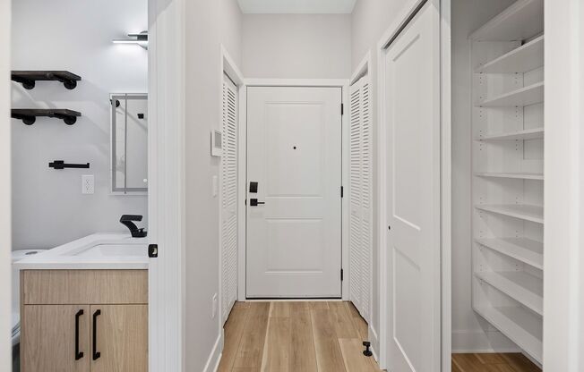Studio, 1 bath, 500 sqft, $1,195, Unit 3918-03