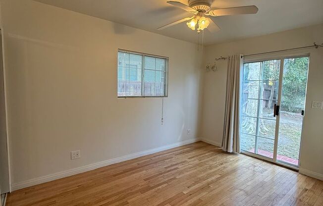 2 beds, 1 bath, $3,200