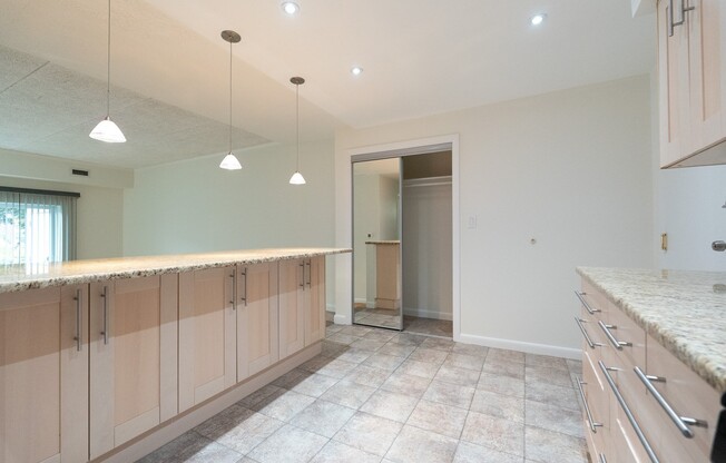1 bed, 1 bath, 665 sqft, $2,300, Unit 20