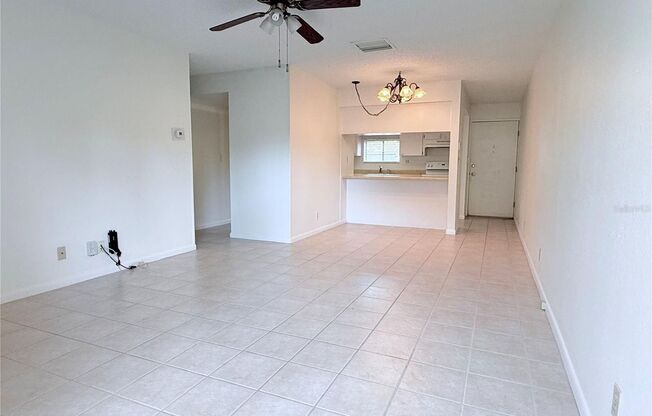 8608 LAKE ISLE DR, #169, TEMPLE TERRACE, FL 33637