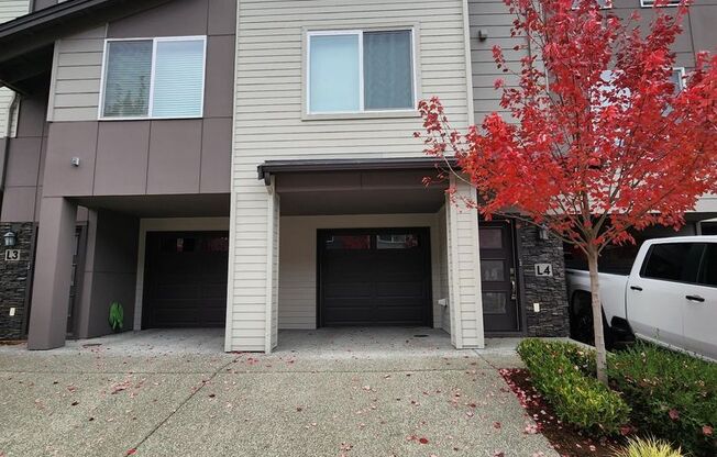 Nice 3 bedroom Home in North Lynnwood.  Pets Welcome