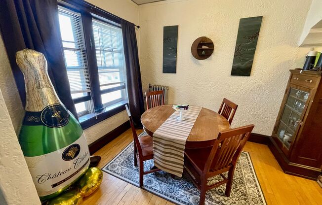 1 bed, 1 bath, $1,015, Unit 208