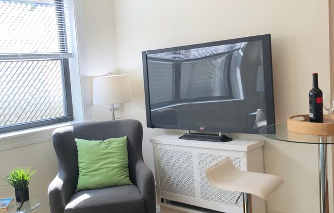 Studio, 1 bath, $1,195, Unit 104