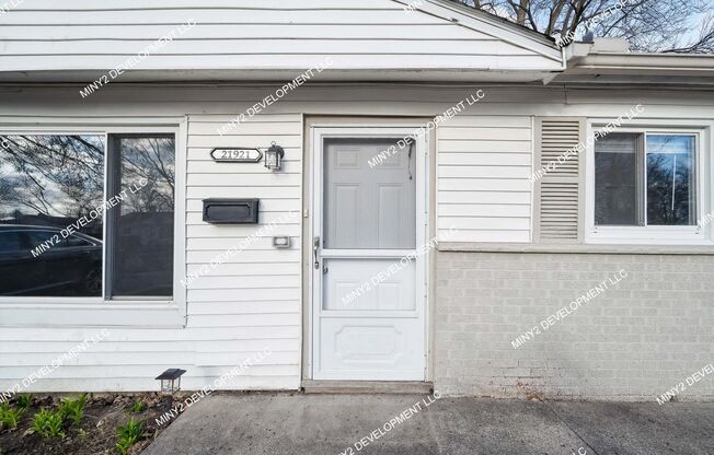 Completely Updated 3-Bedroom, 1-Bath Ranch on Blackstone in Oak Park