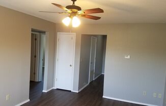 2 beds, 1 bath, 960 sqft, $850, Unit OK 1103-5