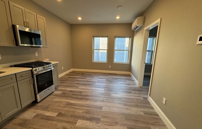 1 bed, 1 bath, 380 sqft, $2,300, Unit 206