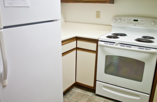 2 beds, 2 baths, $1,700