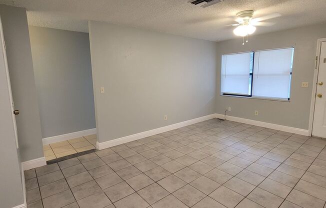 3 beds, 1 bath, $1,595