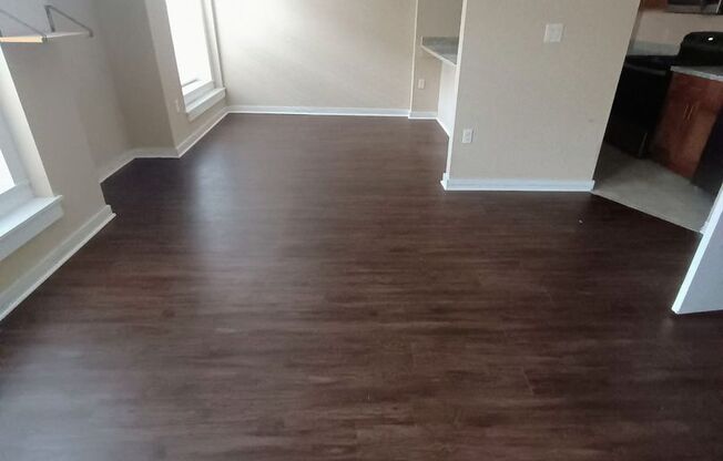 2 beds, 1.5 baths, 1,136 sqft, $1,477, Unit 107