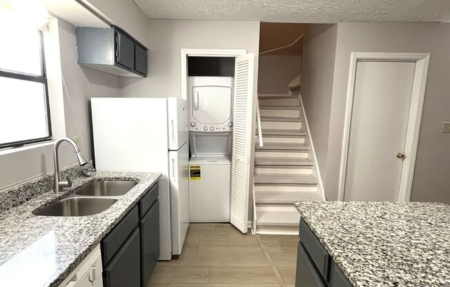 2 beds, 2 baths, 1,058 sqft, $1,249, Unit N