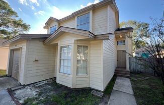 3 beds, 2 baths, $1,600