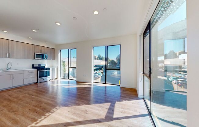 2 beds, 2 baths, 980 sqft, $2,845, Unit 226