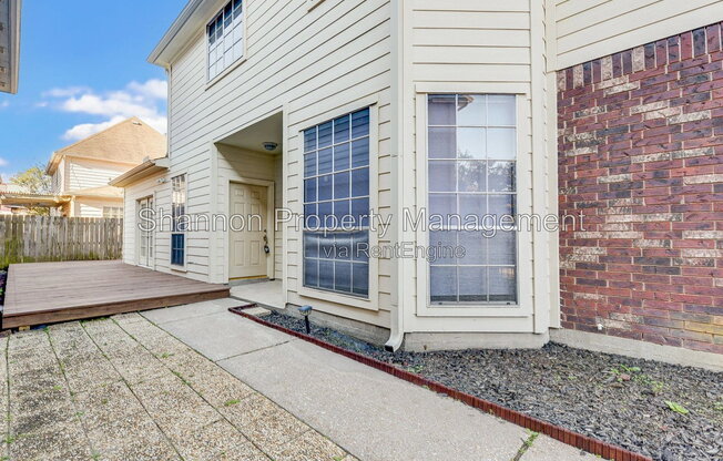 5811 WHITE HART RUN