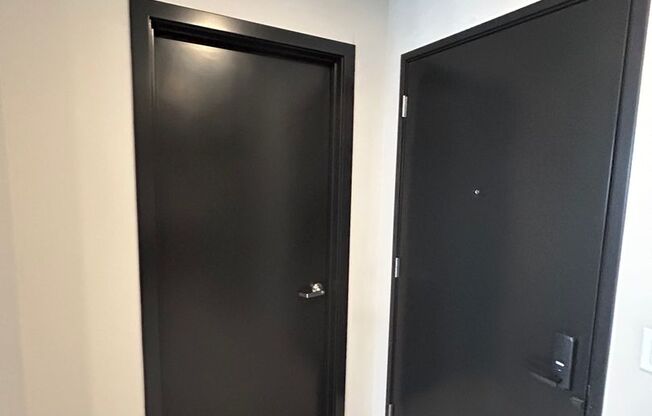 1 bed, 1 bath, 525 sqft, $1,464, Unit 218