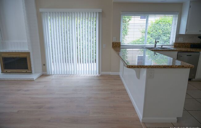 4 Beds/ 2 baths House in Rancho Penasquitos