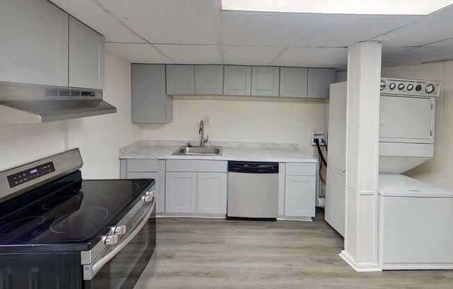 1 bed, 1 bath, 700 sqft, $1,199, Unit 40-B