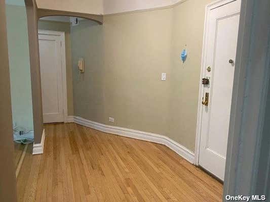 1 bed, 1 bath, 904 sqft, $2,350, Unit 3A