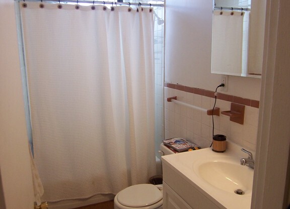 1 bed, 1 bath, 650 sqft, $3,595, Unit 6