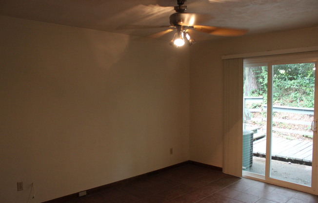 2 beds, 2 baths, $1,200