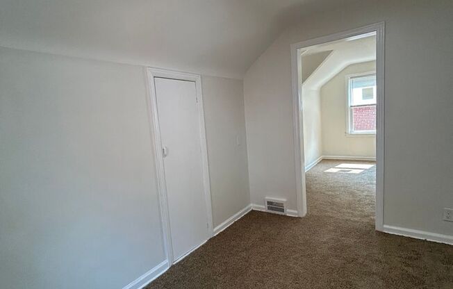 3 beds, 1 bath, $1,499