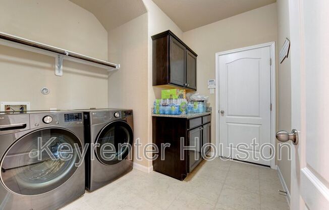 9722 VICTORIA ROSE LN