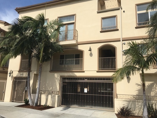 Motor Apartments