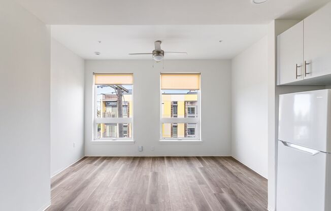 Studio, 1 bath, 309 sqft, $1,175, Unit 313