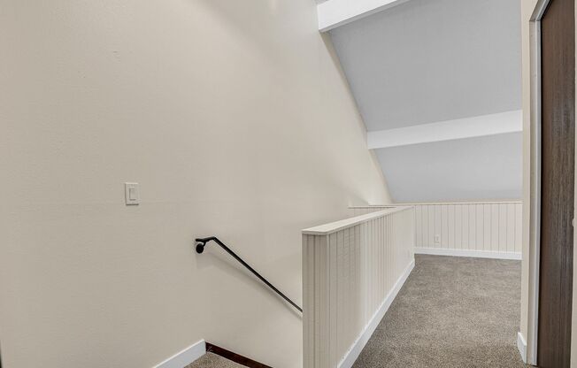 2 beds, 1.5 baths, 1,050 sqft, $2,049, Unit 214-776A