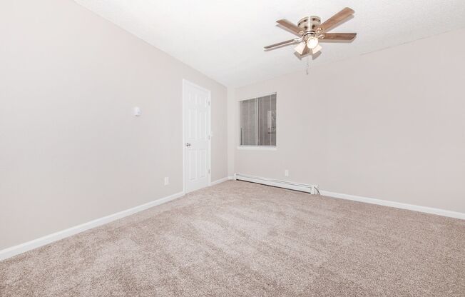 2 beds, 1 bath, 760 sqft, $1,029, Unit 2005-7