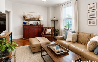 702 E BROADWAY