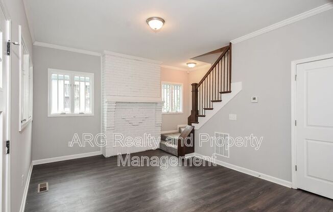 393 ATWOOD ST SW