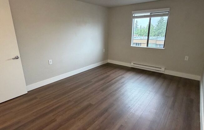 1 bed, 1 bath, 636 sqft, $1,595, Unit 429